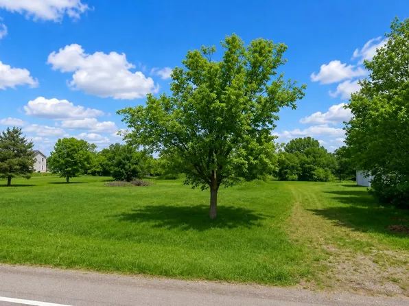 4330 Baldwin Rd, Grand Blanc, MI 48439