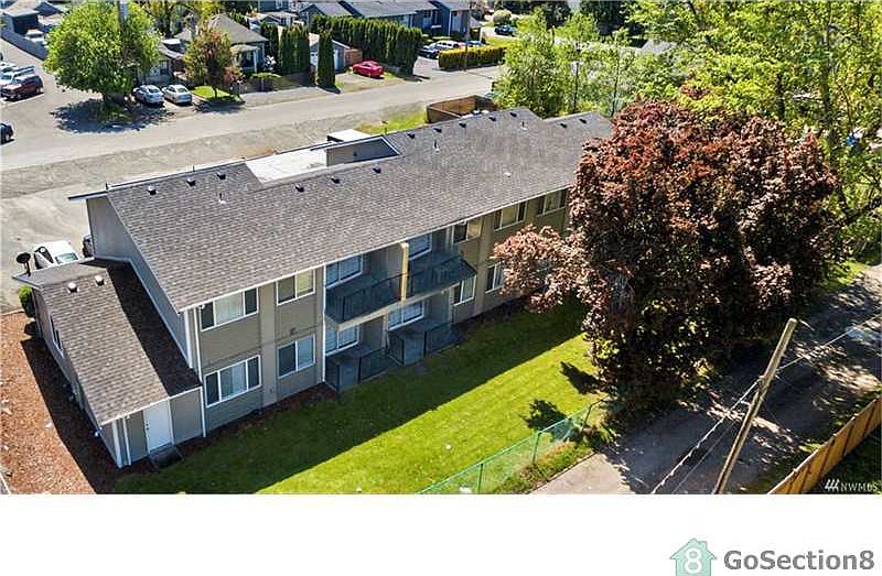 1st image of 245 15th St SE APT 5