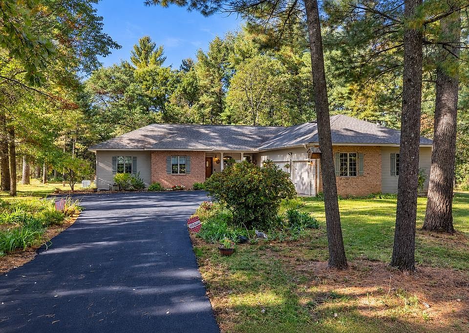 1st image of 2405 Crystal Ln