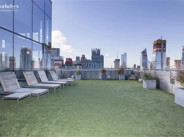 350 West 42nd Street image 18 of 19