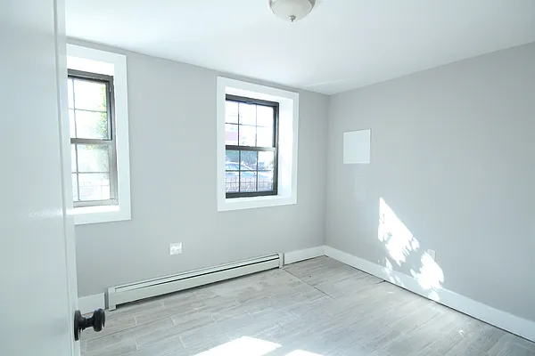 Rented by Rental Solutions Inc | media 5