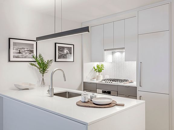 4th image of 243 W 28th St #N19c