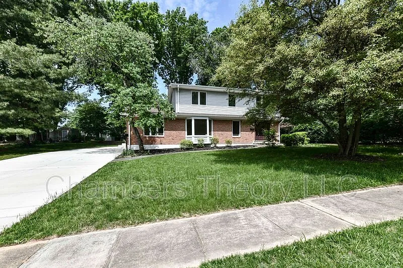 5 bed, 3.5 bath, 1965 sqft, $3,900 — Photo 3