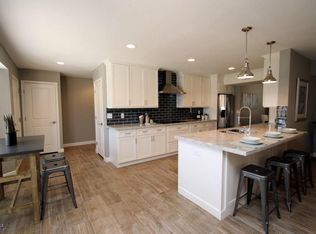 5001 E Hearn Rd, Scottsdale, AZ 85254