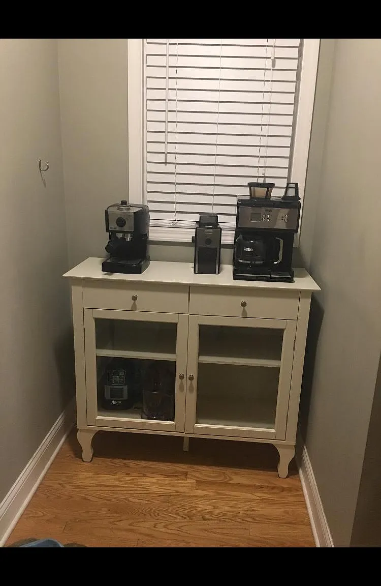 2 bed, 1000 sqft, $1,750 — Photo 2