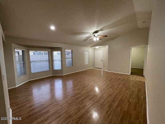 3rd image of 3050 W Abraham Ln