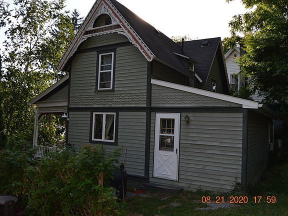 4th image of 250 Main St