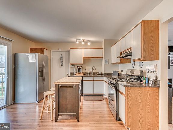 2nd image of 13796 Gresham Ct