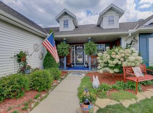 115 Sanctuary Ct, Johnson Creek, WI 53038