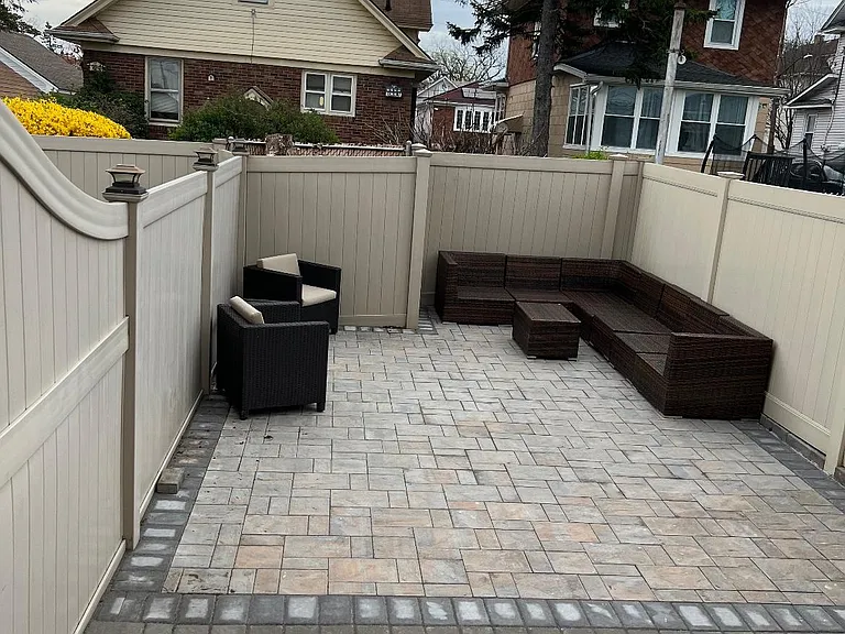 335 Cheves Ave — Photo 10