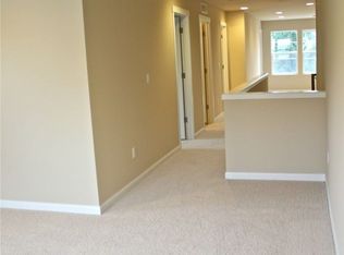 1053 Hiton Cir, Dupont, WA 98327