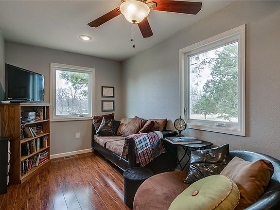 4th image of 16157 Sigmond Ln