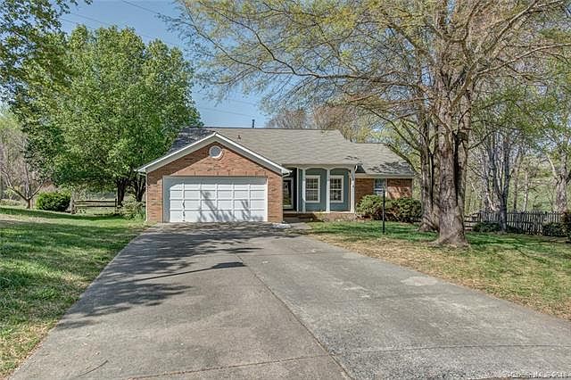 1st image of 10504 Whittersham Dr