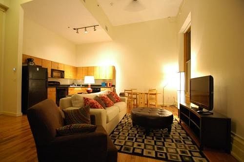 5th image of 140 W Washington St APT 509