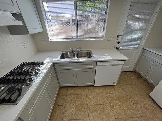 2938 Karen Ave #1 — Photo 8