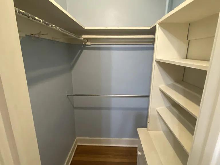 247 E Lullwood Ave #FRONT — Photo 17