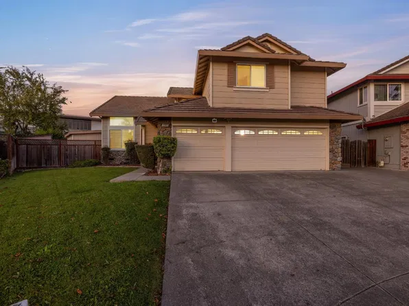 7305 Roxanne Lane, Rohnert Park, CA 94928