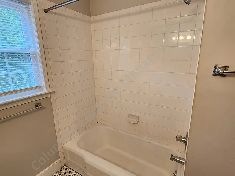126 Pickens St — Photo 5