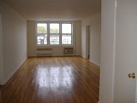 5th image of 3280 Nostrand Ave #3