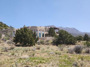 2 Hillside Dr, Placitas, NM 87043