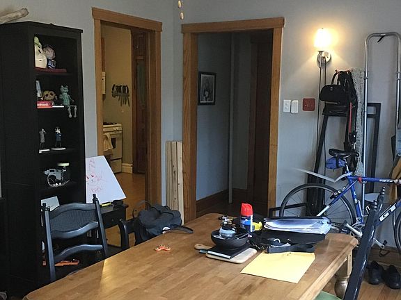 5th image of 3907 W Barry Ave APT 1E