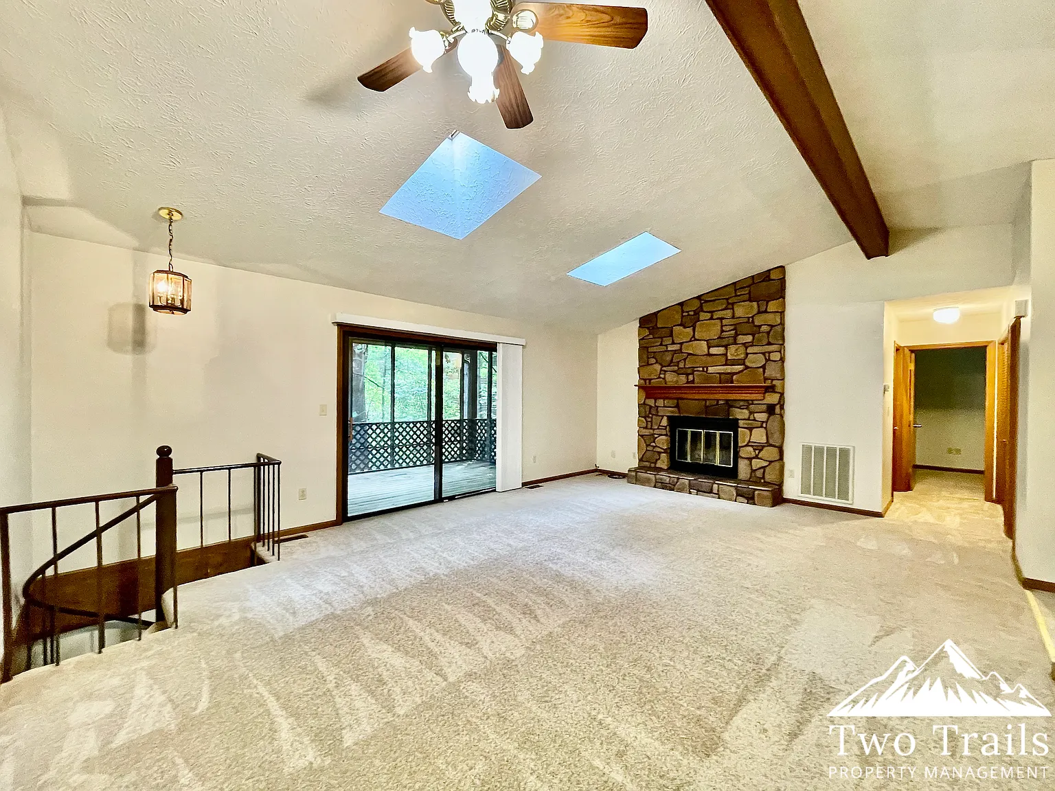 86 View De Lake Dr — Photo 2