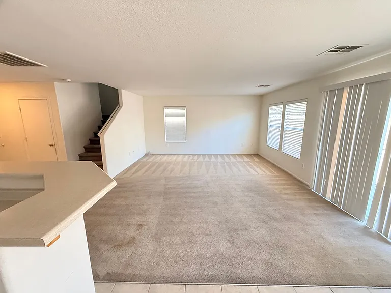 2416 Cockatoo Dr — Photo 10