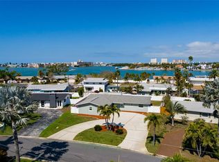 2107 Dolphin Blvd S, Saint Petersburg, FL 33707