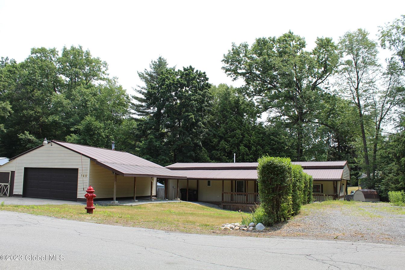 1st image of 760 Arnold Street
