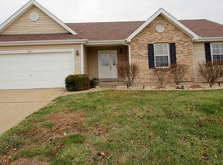 247 Briar Valley Ct N, Saint Peters, MO 63304
