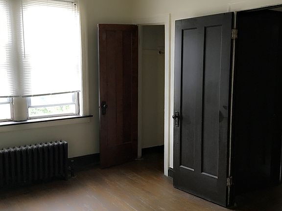 4th image of 7822 S Marshfield Ave