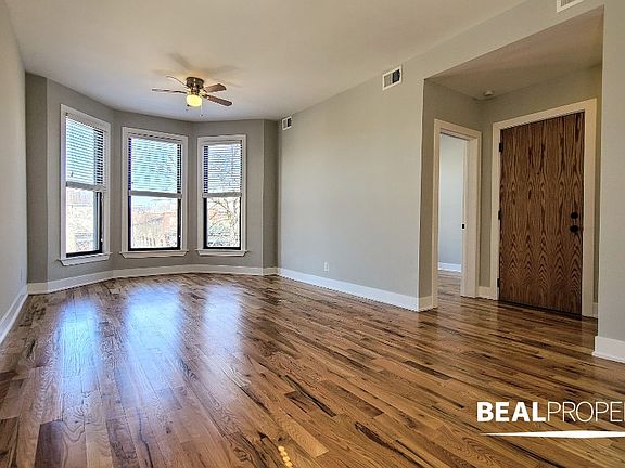 2nd image of 635 W Oakdale Ave #6354