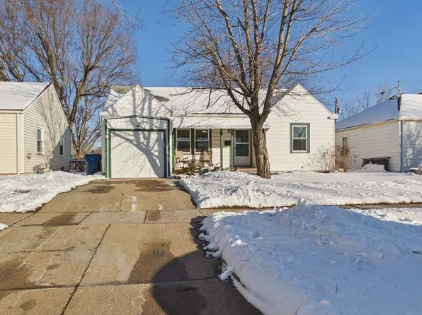 1742 S Grove St, Wichita, KS 67211