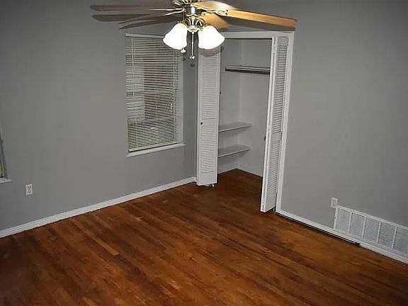 2nd image of 108 Park Dr