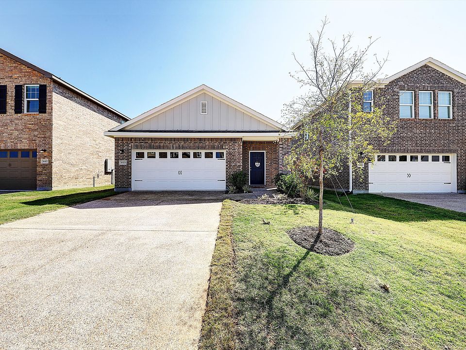 1st image of 4423 Marsh Hawk Dr
