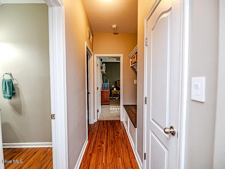 113 Sedgewood Ct — Photo 21
