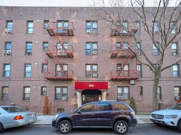 2080 77th St APT D4, Brooklyn, NY 11214