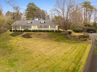 1700 Edgewood Ln, Chattanooga, TN 37405