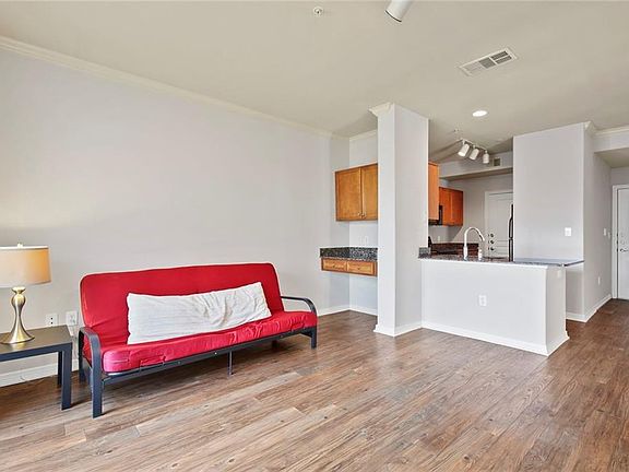 2nd image of 330 Las Colinas Blvd #230