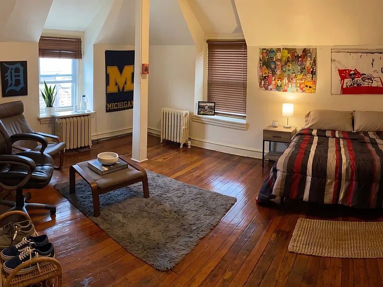 4035 Spruce St #4 — Photo 3
