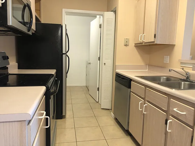 717 Secret Harbor Ln #313 — Photo 9