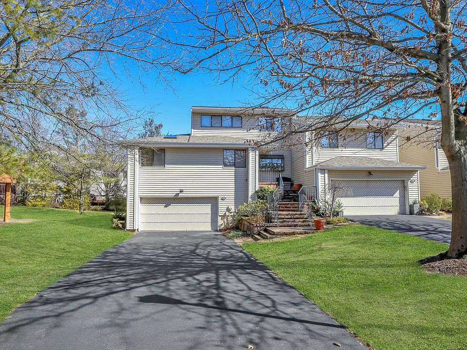 1st image of 100 Chestnut Ln #0