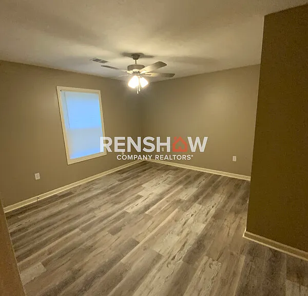 732 Tucker St — Photo 11