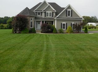 94 Gunn Rd, Southampton, MA 01073