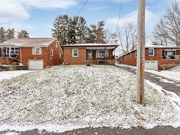 2nd image of 82 Winwood Dr