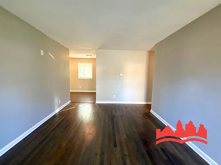 271 W Levi Rd — Photo 5