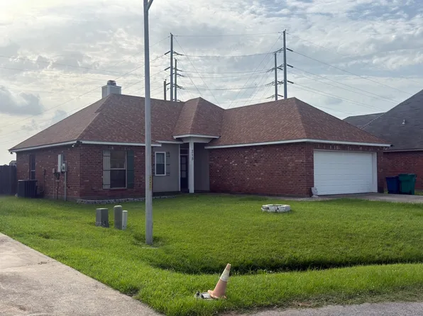 215 Peak Run, Youngsville, LA 70592