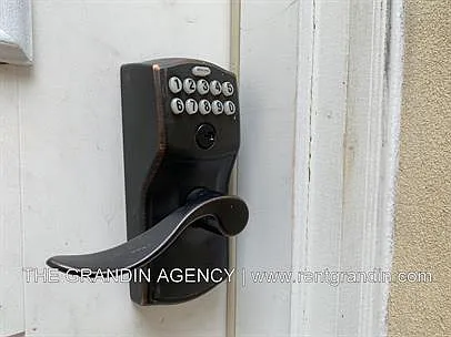 1801 Grandin Rd SW — Photo 33