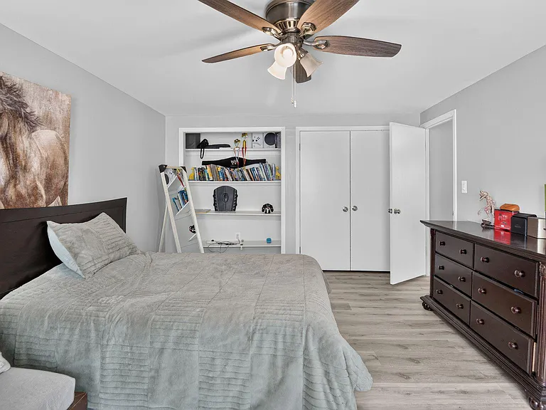 12420 Seabury Ln — Photo 39