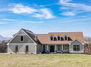 165 Marl Ridge Rd NE, Lexington, VA 24450